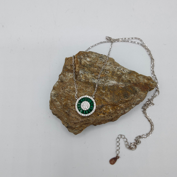 Collar esencia verde