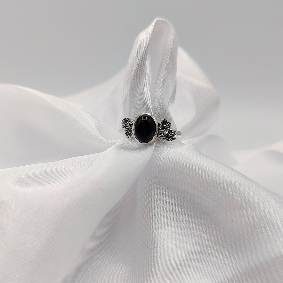 Anillo esfera azabache