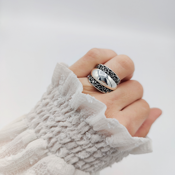 Anillo abombado