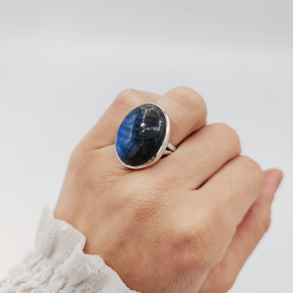 Anillo gran labradorita
