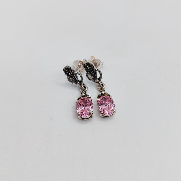 Pendiente colgante rosa