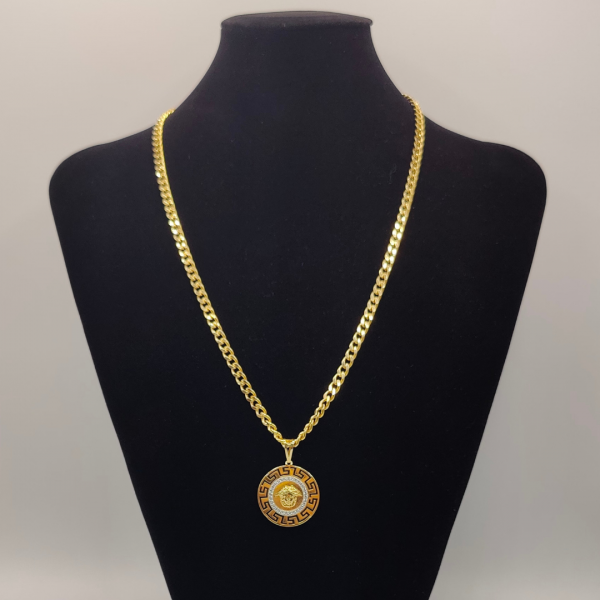 Medalla Redonda con Logo Estilo Versace, Circonitas alrededor y Medusa en Relieve en el Centro