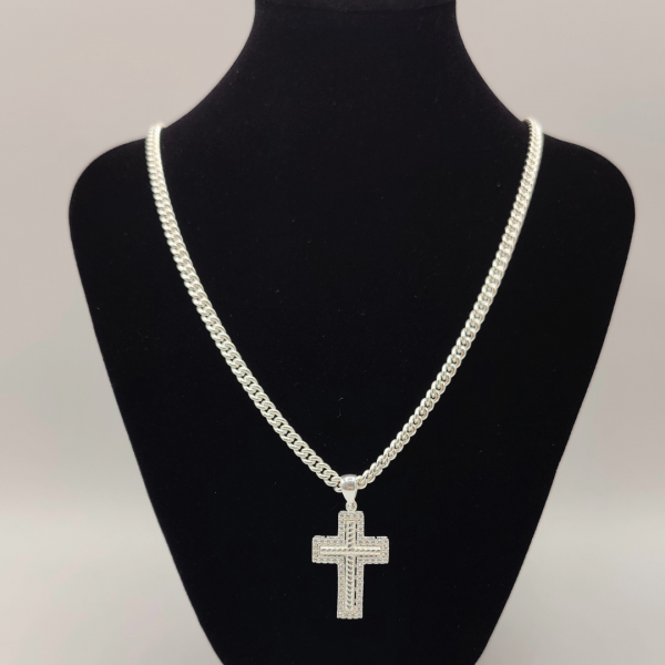 Colgante Cruz de Plata con Borde de Circonitas