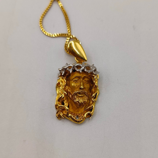 Colgante Jesús con corona de espinas