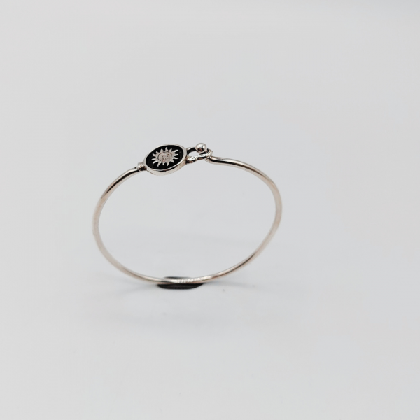 brazalete con sol