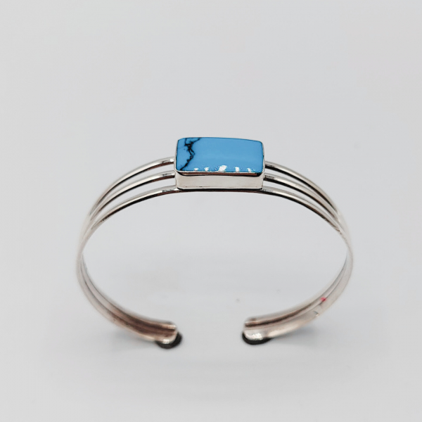 brazalete con turquesa