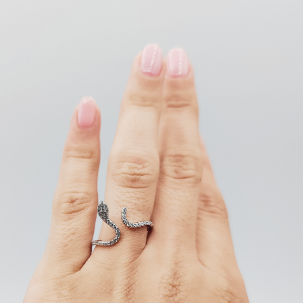 Anillo Serpiente Circonitas Ajustable
