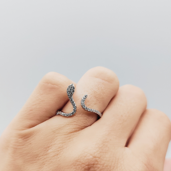 Anillo Serpiente Circonitas Ajustable