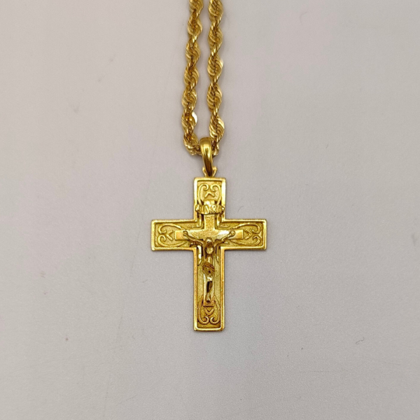 Cruz de oro de 18 k con jesucristo