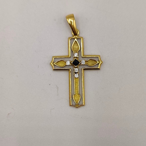 Cruz con diamantes oro de 18 k