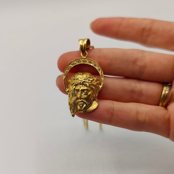 Colgante cara de jesús con circonitas