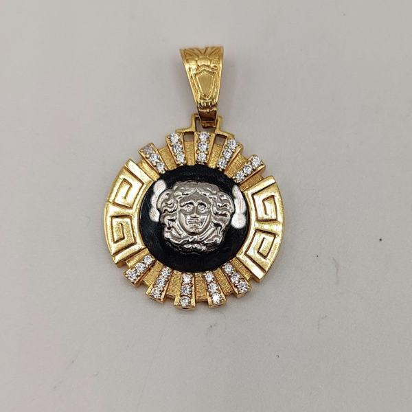Medalla Redonda con Circonitas, Logo Estilo Versace Grabado y Medusa en Relieve sobre Cristal Negro
