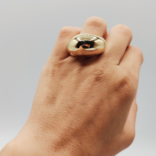 Anillo Abombado de Plata Dorada