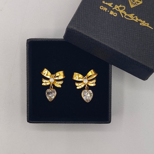 Pendientes en Forma de Lazo con Corazón de Circonita Colgante y Cierre a Presión