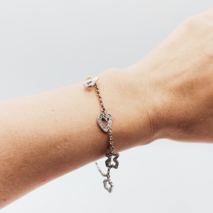 Pulsera Tous con charms colgados