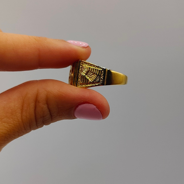 Anillo sello Madrid oro de 18 k