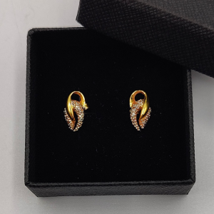Pendientes con diamantitdos entrelazados oro de 18 k