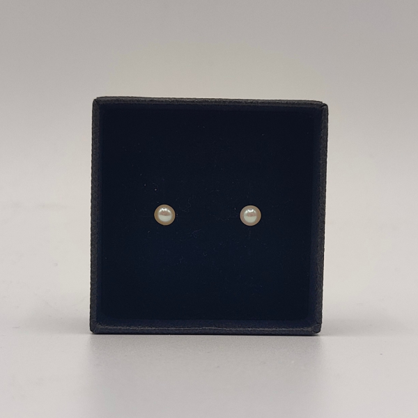 Pendientes de Perlitas en Oro de 18k con Cierre Especial para Bebés