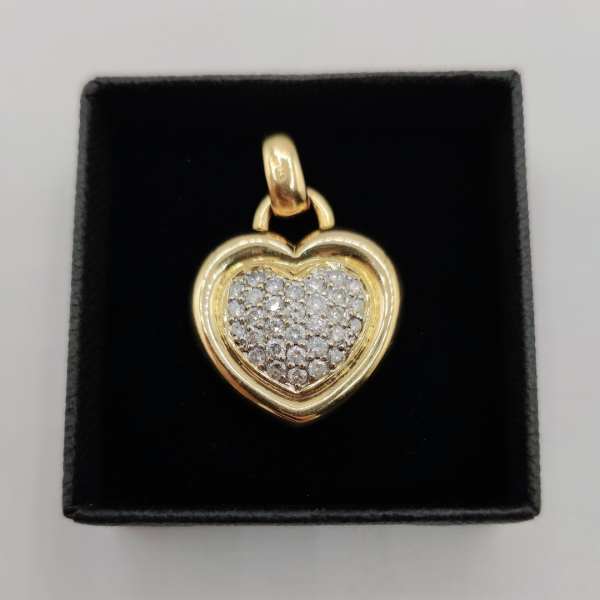 Colgante de corazón de 18k relleno de diamantes engastados con ka técnuca pavé REF: CG217