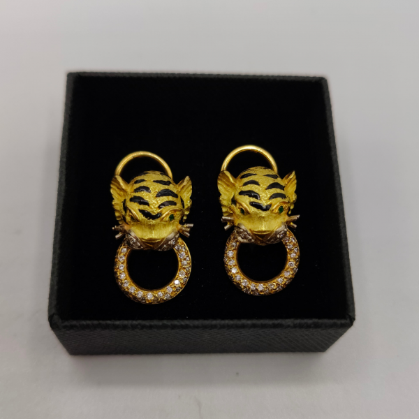 Pendientes cabeza de leopardo