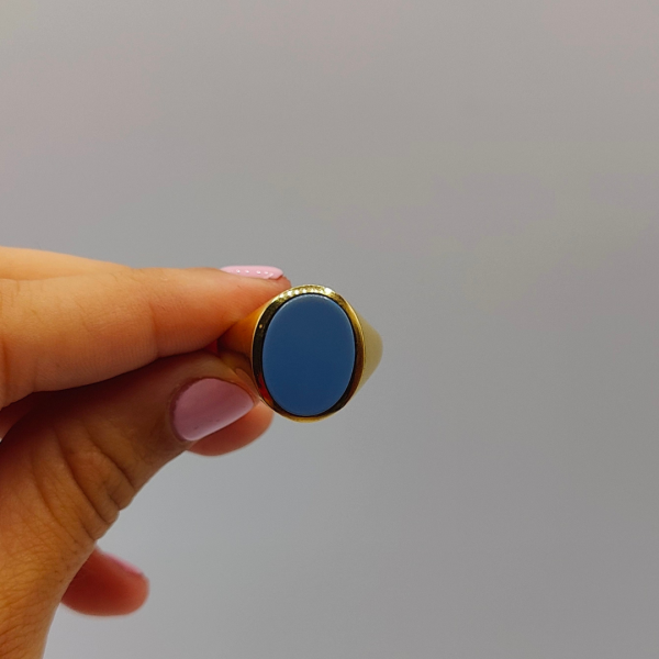 Anillo sello con piedra agata zul oro de 18 k