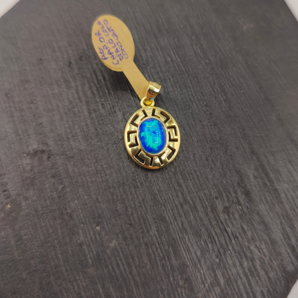 Colgante de plata chapada en oro ópalo
