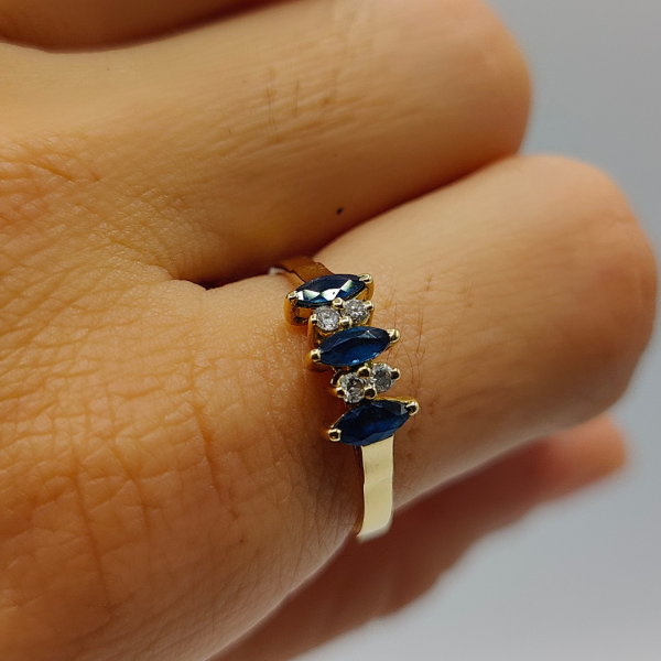 Anillo noche azulada