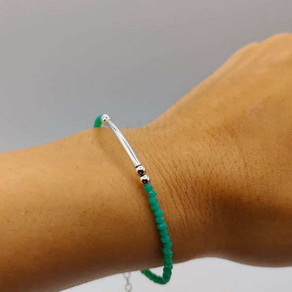 Pulsera de amazonita azul
