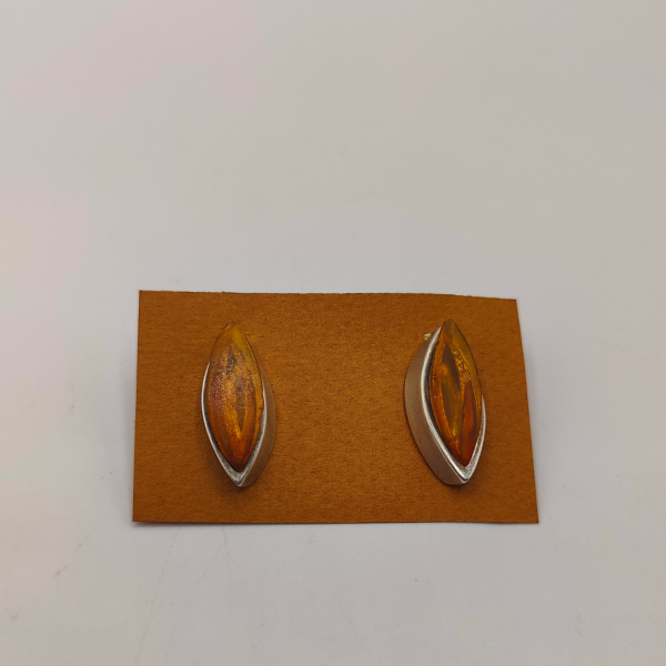 Pendientes Alargados de Plata con Piedra Ámbar