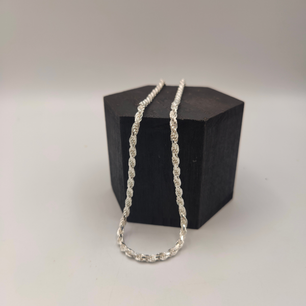 Cordón de plata adiamantado 63 cm 4 mm