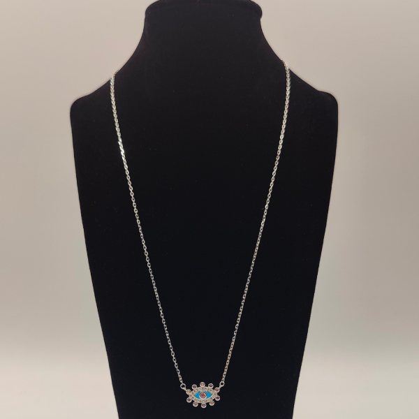 Collar ojo de horus con circonitas rosas y lilas y el centro del ojo azul
