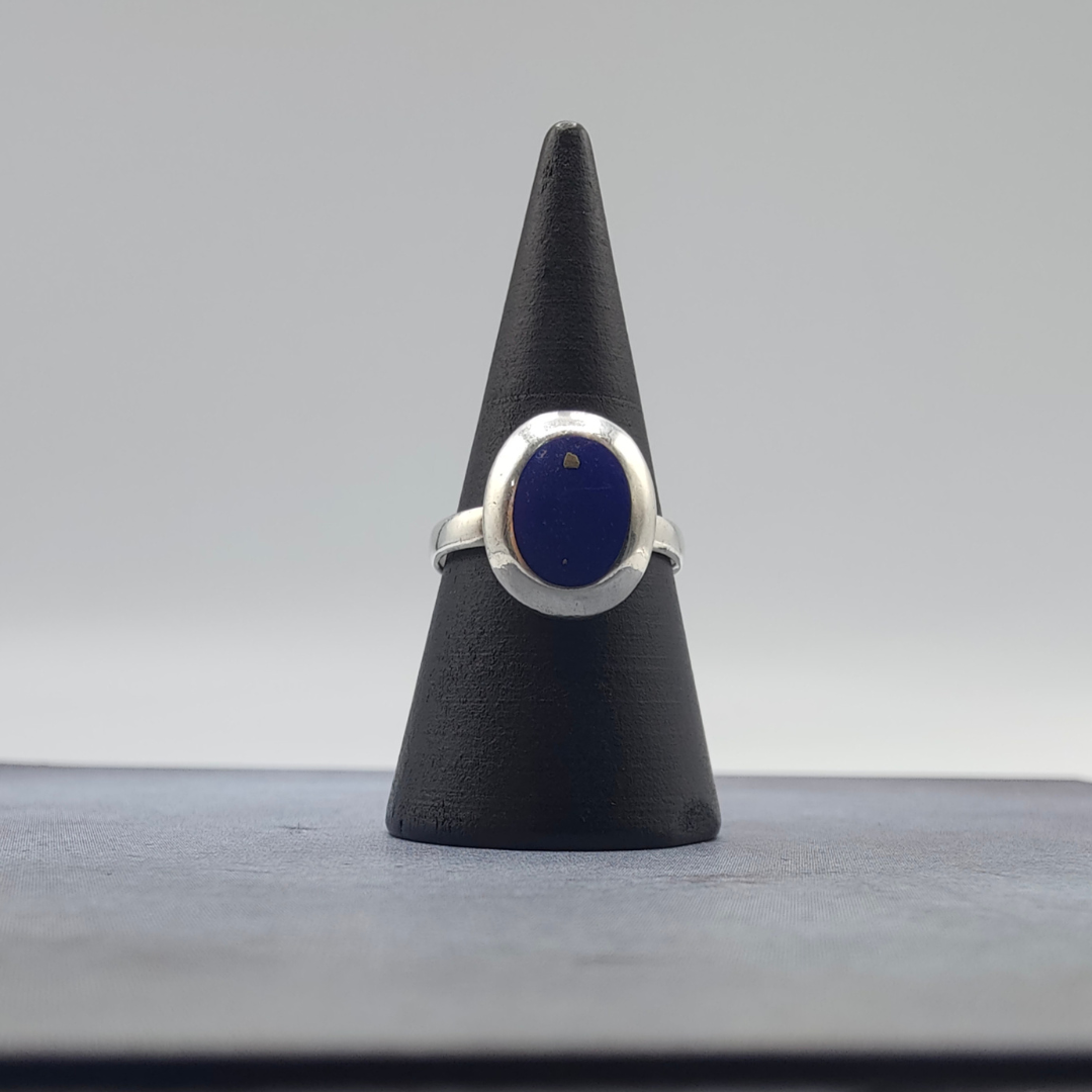 Anillo con piedra lapislázuli natural