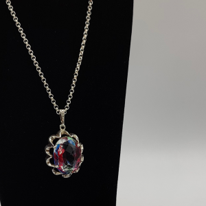 Colgante de plata con circonita iridiscente de colores