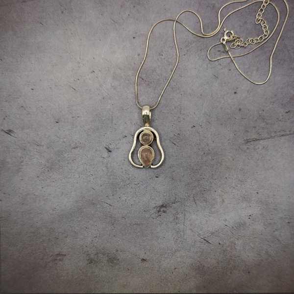 Colgante vintage con cuarzo rosa