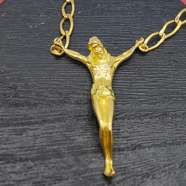 Collar con Cristo en Oro de 18k