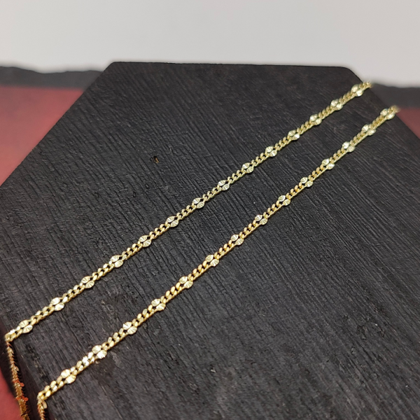 Cadena Fina Fígaro de 40 cm y 2 mm en Oro de 18k