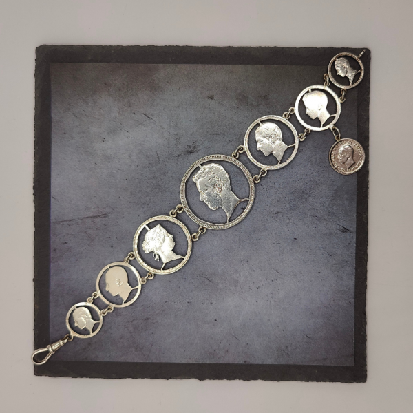 Pulsera monedas antiguas de plata
