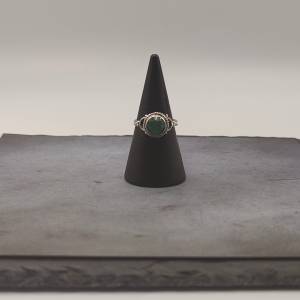 Anillo esmeralda natural