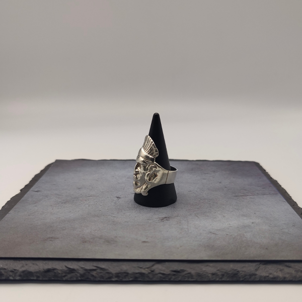 Anillo de plata cara indio