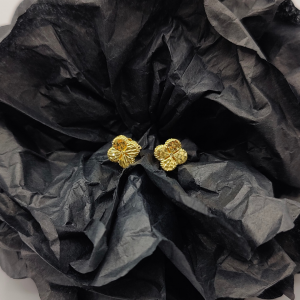 " Pendientes Van Cleef en Plata Dorada con Nácar y Piedra Ónix"