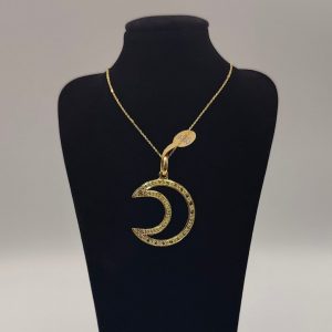Colgante luna recubierto de diamantes