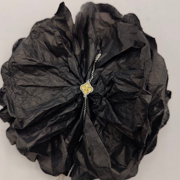 " Pulsera con Flor Van Cleef en Plata Chapada en Oro"