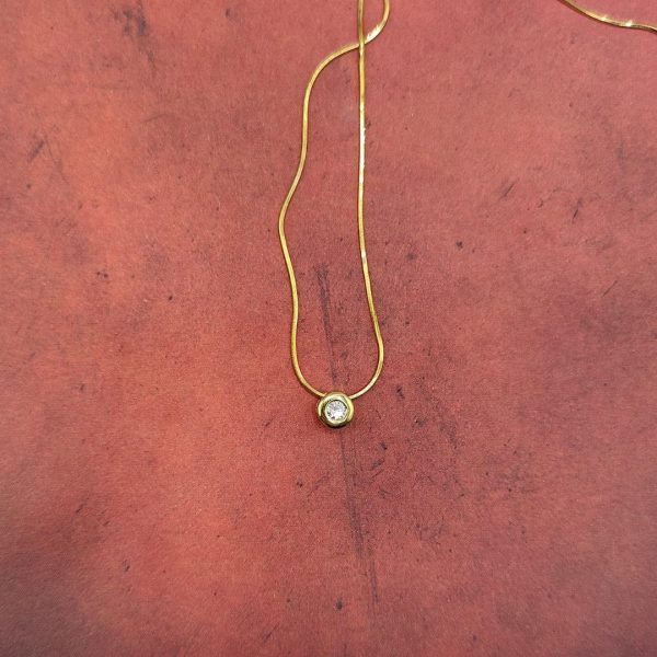 collar de cadena veneciana con un colgante de diamante 40 cm