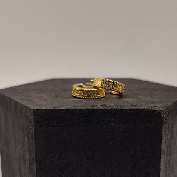 Pendiente aro estilo Versace de 14 mm de diámetro en oro de 18k