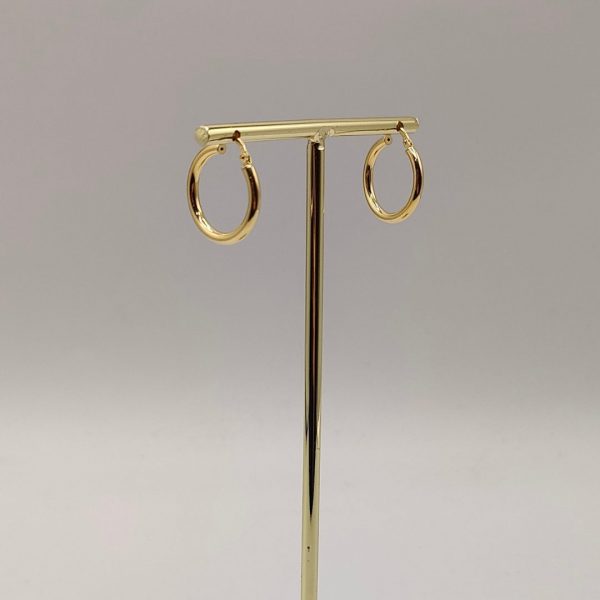 " Pendiente aro clásico de 20 mm de diámetro y 2 mm de ancho en oro de 18k "