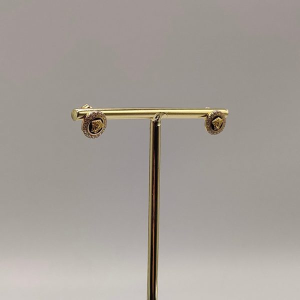 Pendiente estilo Versace con circonitas en oro de 18k
