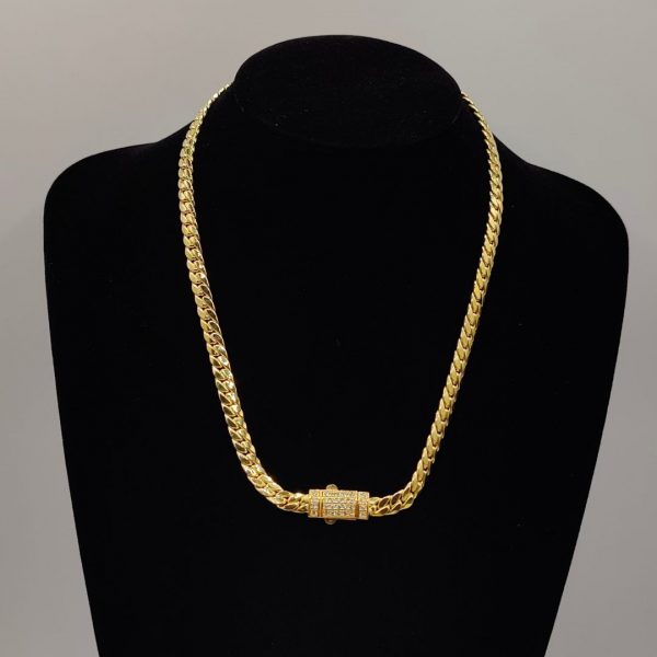 Cadena cubana con cierre de circonita de 51 cm y 6 mm en oro de 18k
