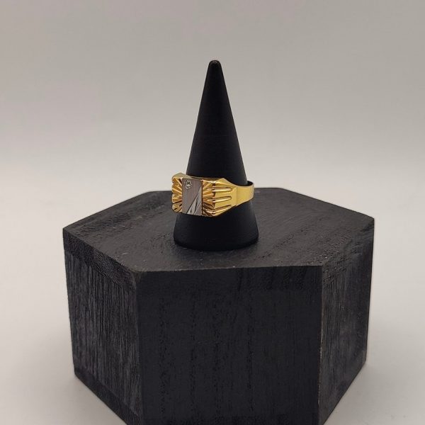 Anillo Sortija de Caballero con Circonita en Oro de 18K