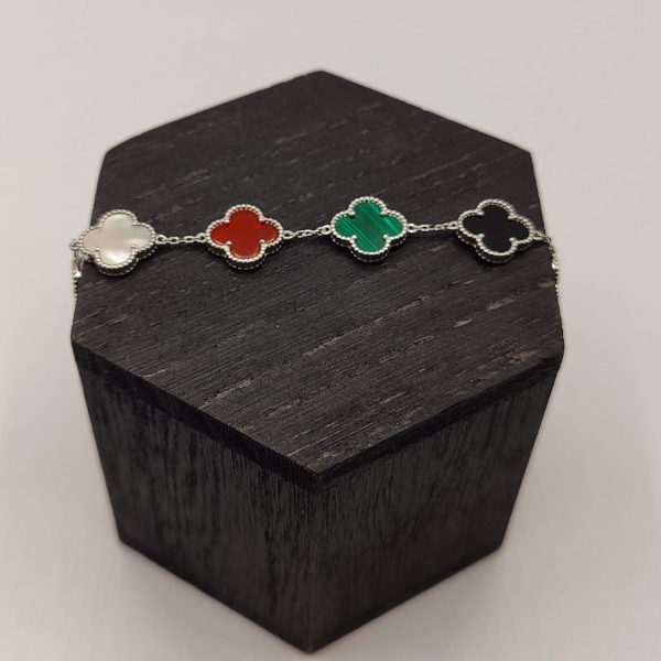 Pulsera flores van cleff con diferentes piedras