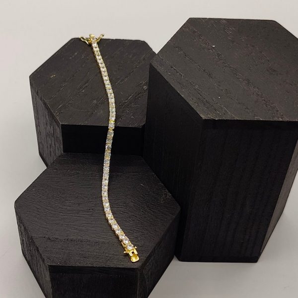 Pulsera de Plata Chapada en Oro Estilo Riviera con Circonitas Blancas